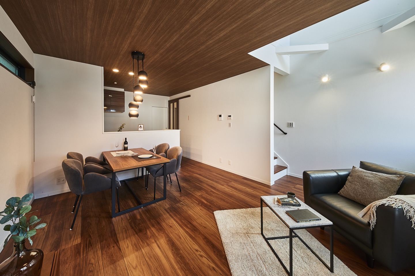 ［和光ホームズ］三津屋北1丁目